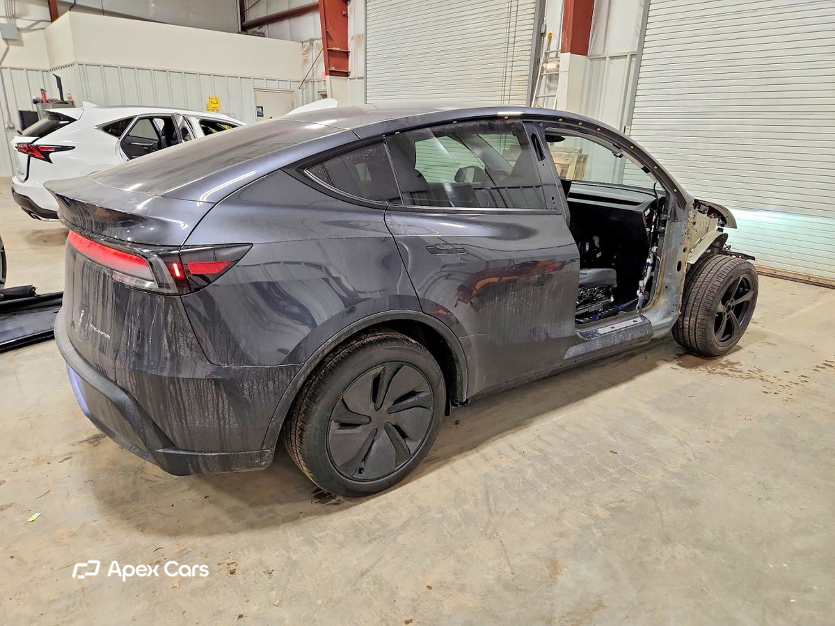 Tesla Model Y 2026