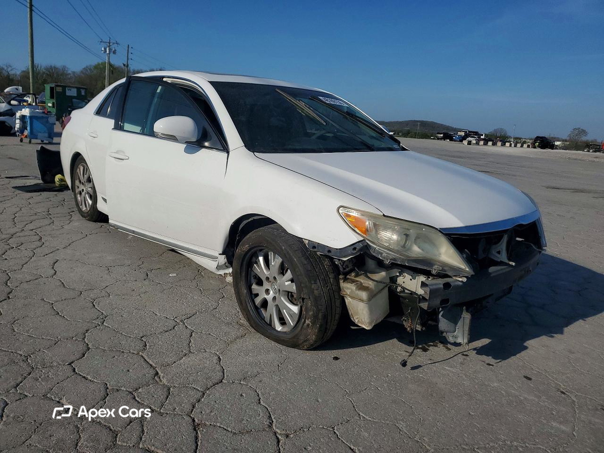 Toyota Avalon 2011