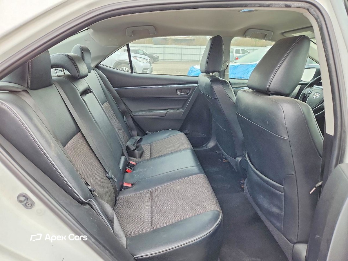Toyota Corolla 2015