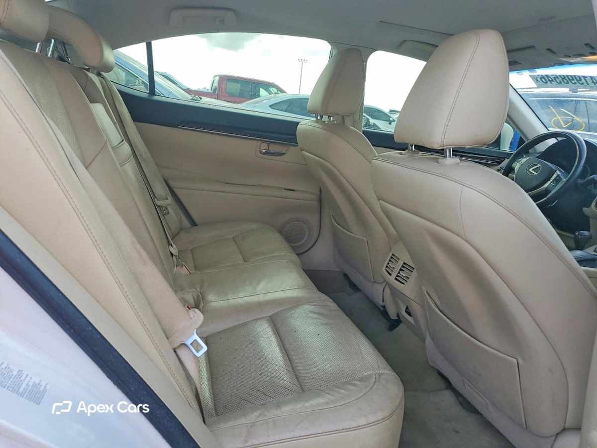 Lexus ES 2015