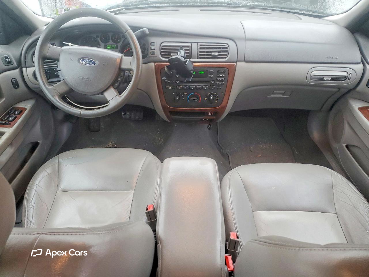 Ford Taurus 2005