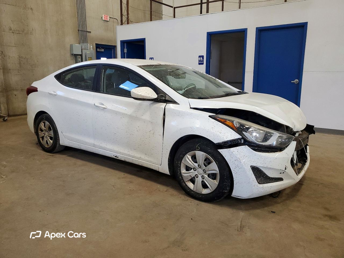 Hyundai Elantra 2016