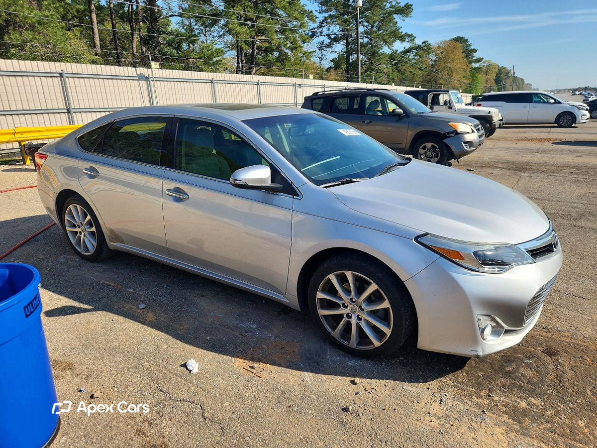 Toyota Avalon 2013