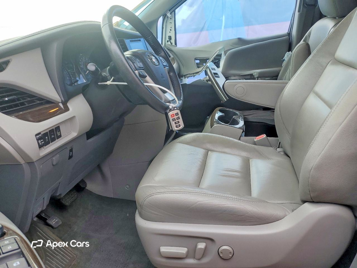 Toyota Sienna 2017