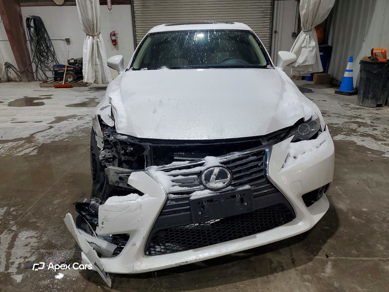 Lexus IS 2016