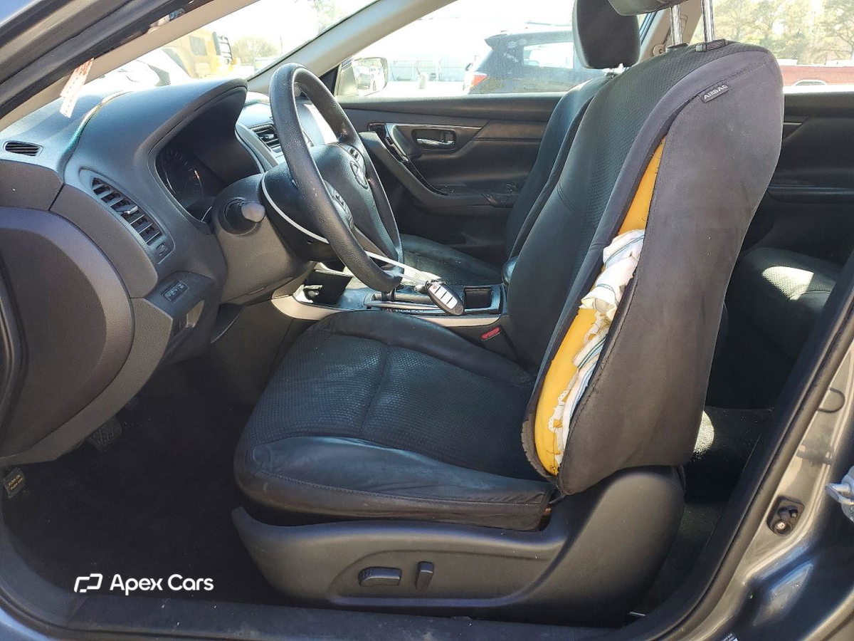 Nissan Altima 2015