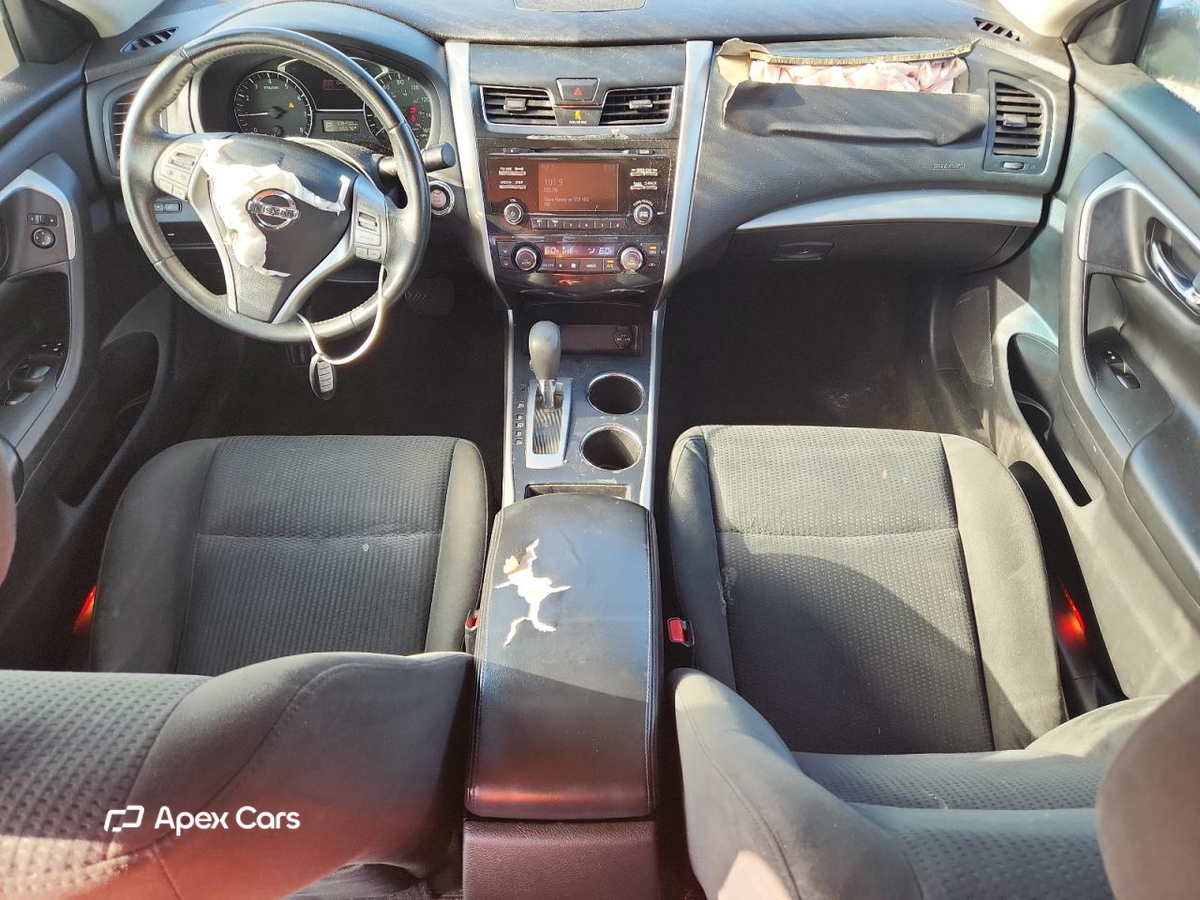 Nissan Altima 2015