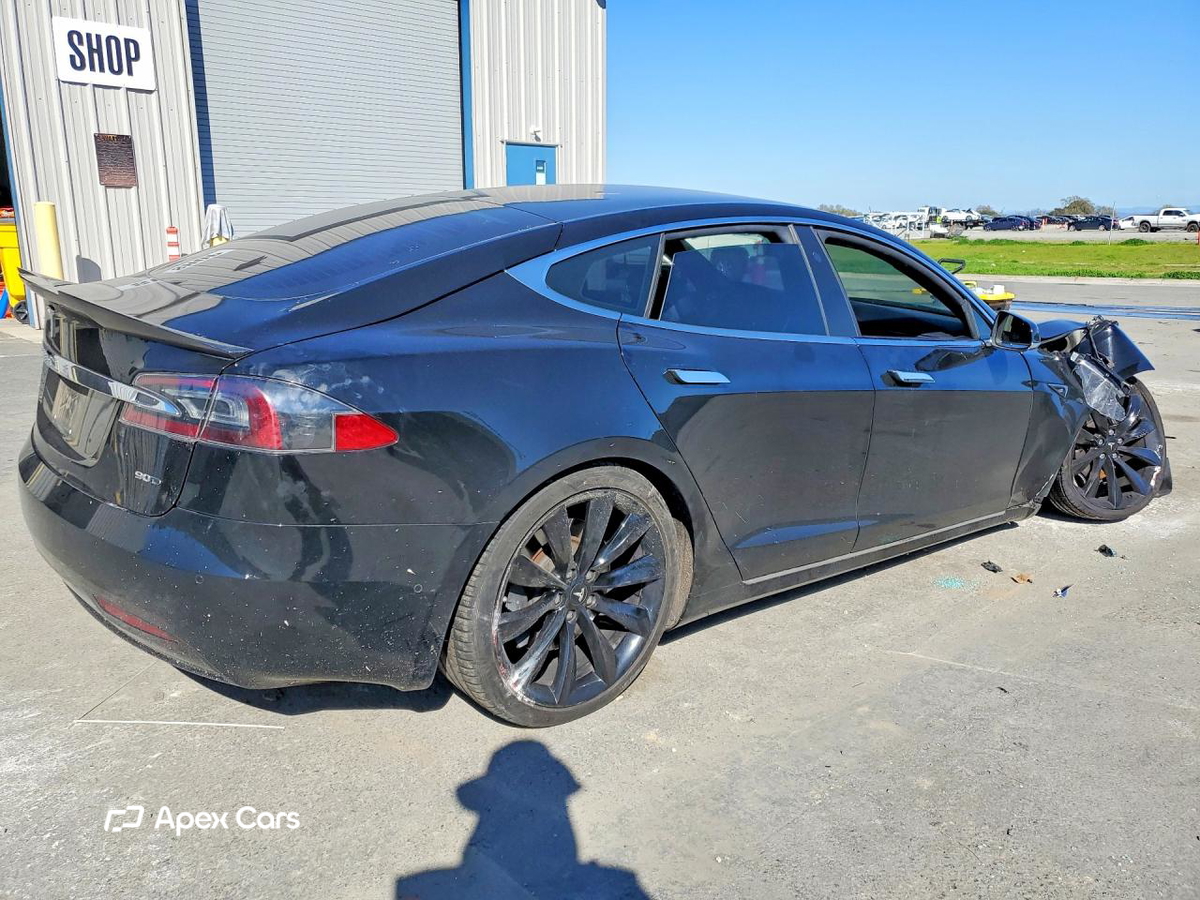 Tesla Model S 2017