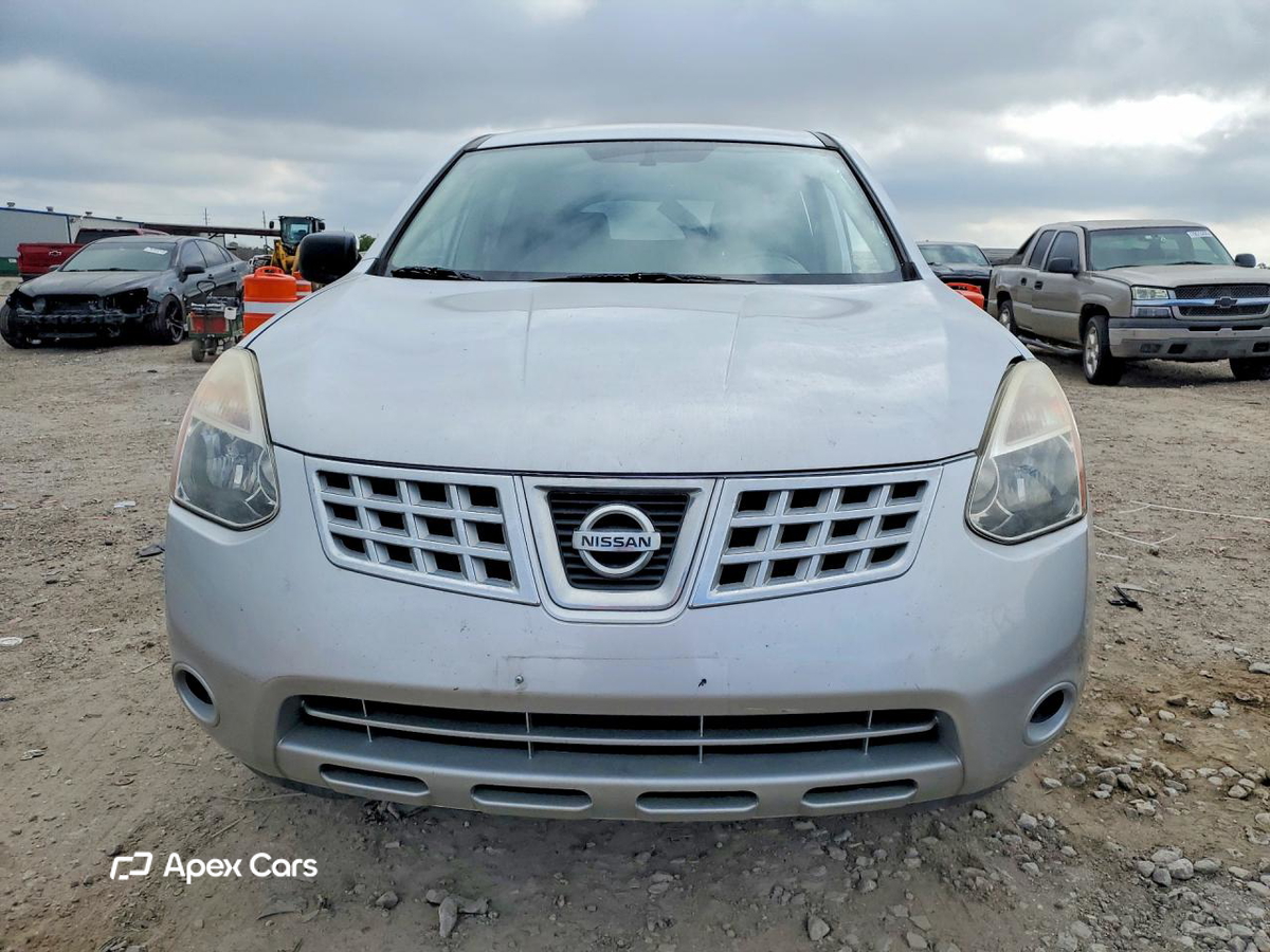 Nissan Rogue 2010