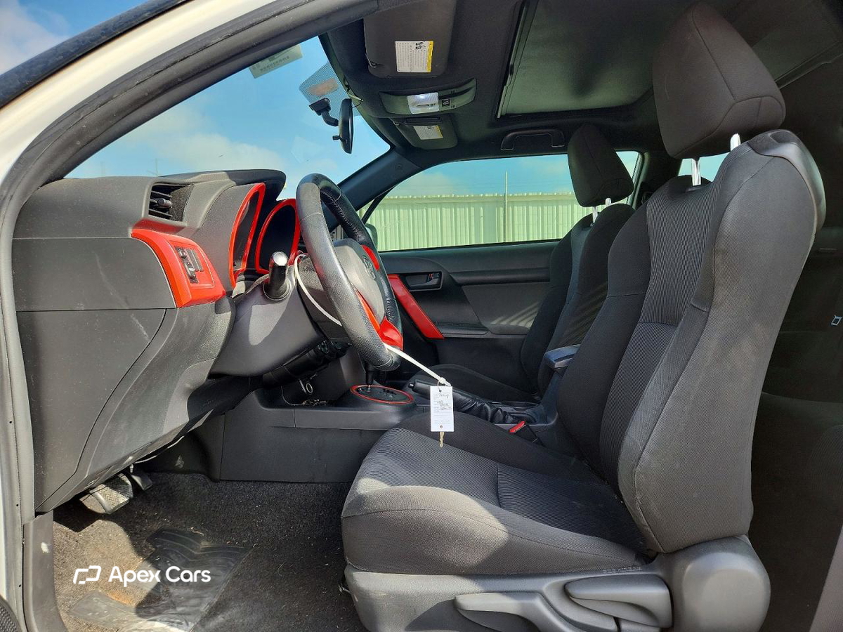 Scion tC 2013
