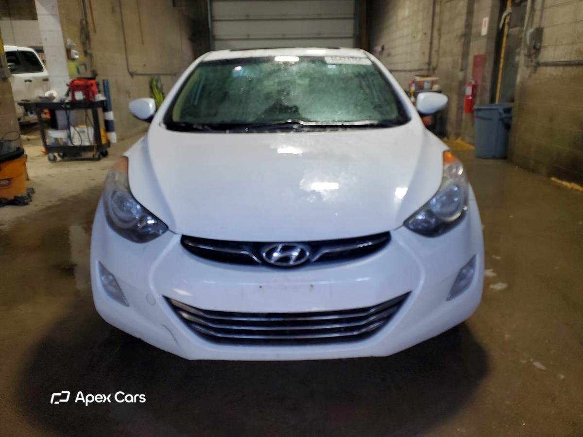 Hyundai Elantra 2013