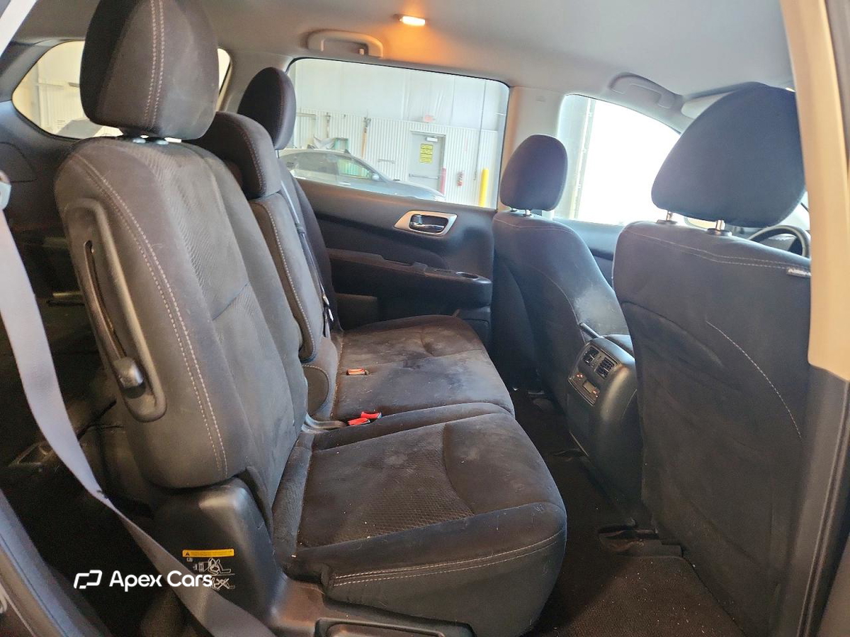 Nissan Pathfinder 2013