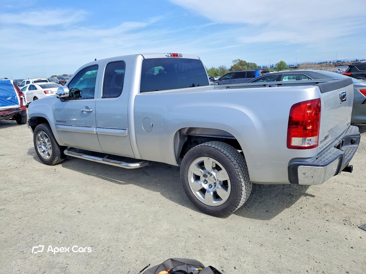 GMC Sierra 2011