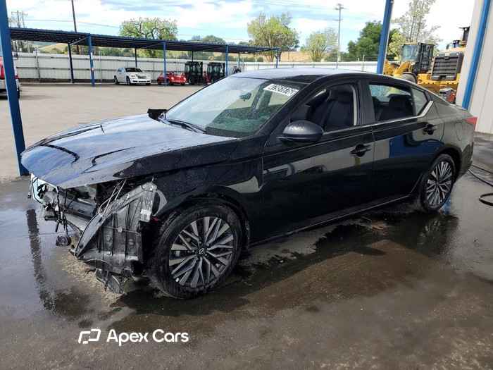 2026 Nissan Altima - Zdjęcie 1 z 5