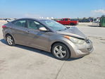 Hyundai Elantra 2012