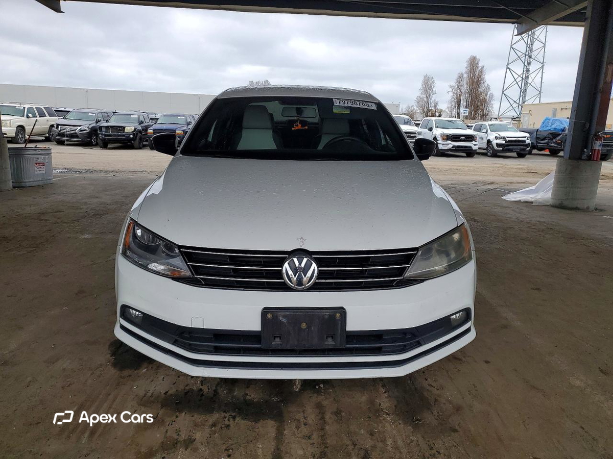 Volkswagen Jetta 2015