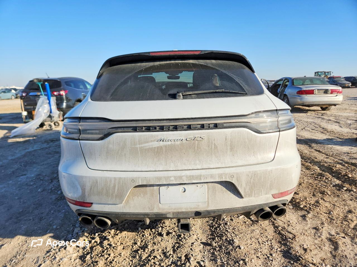 Porsche Macan 2021