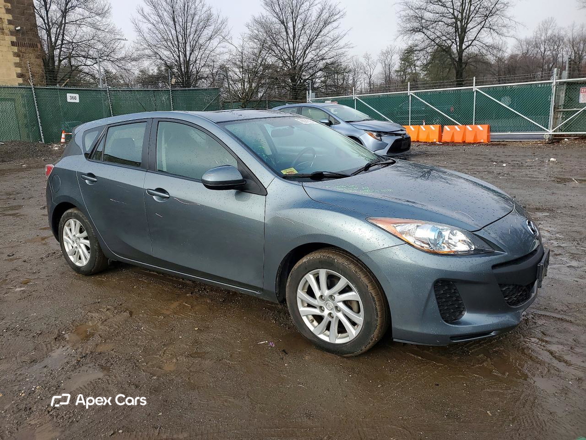 Mazda 3 2012