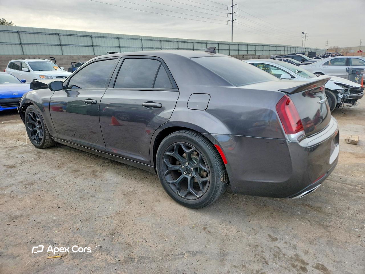 Chrysler  2018
