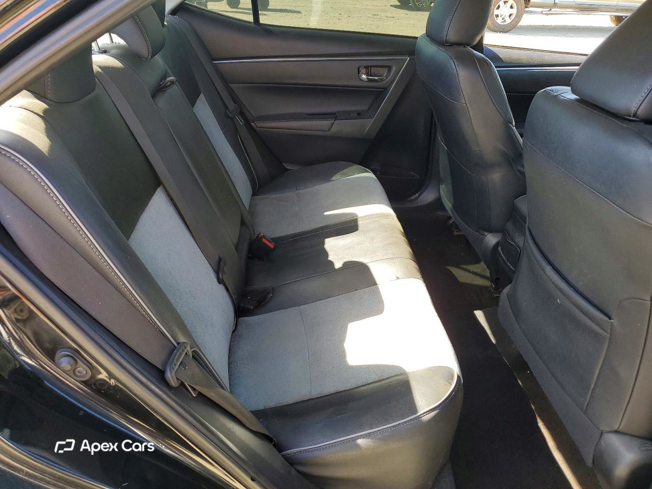 Toyota Corolla 2015