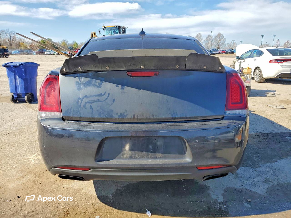 Chrysler 300 2019