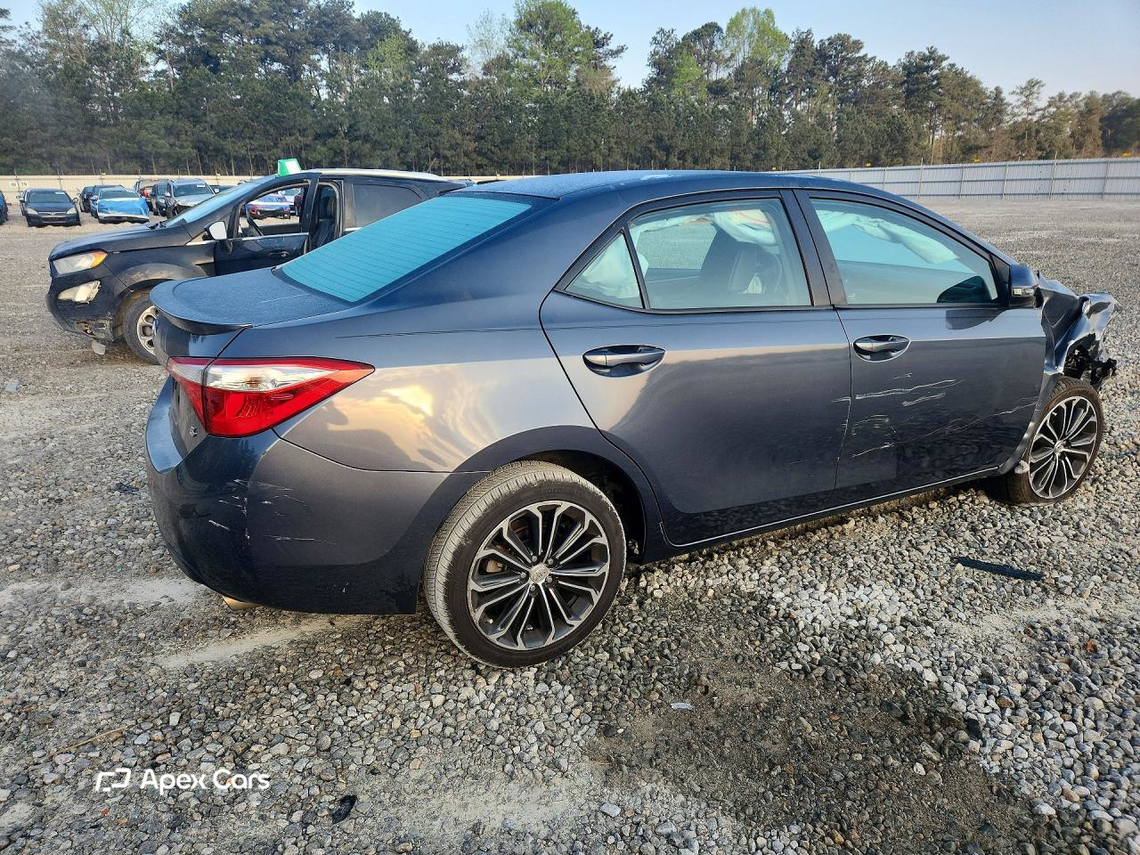 Toyota Corolla 2015