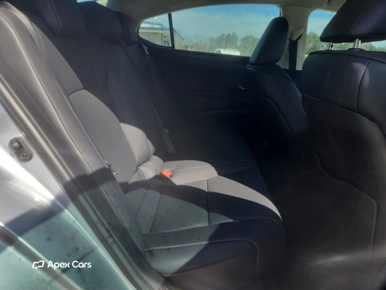 Lexus ES 2023