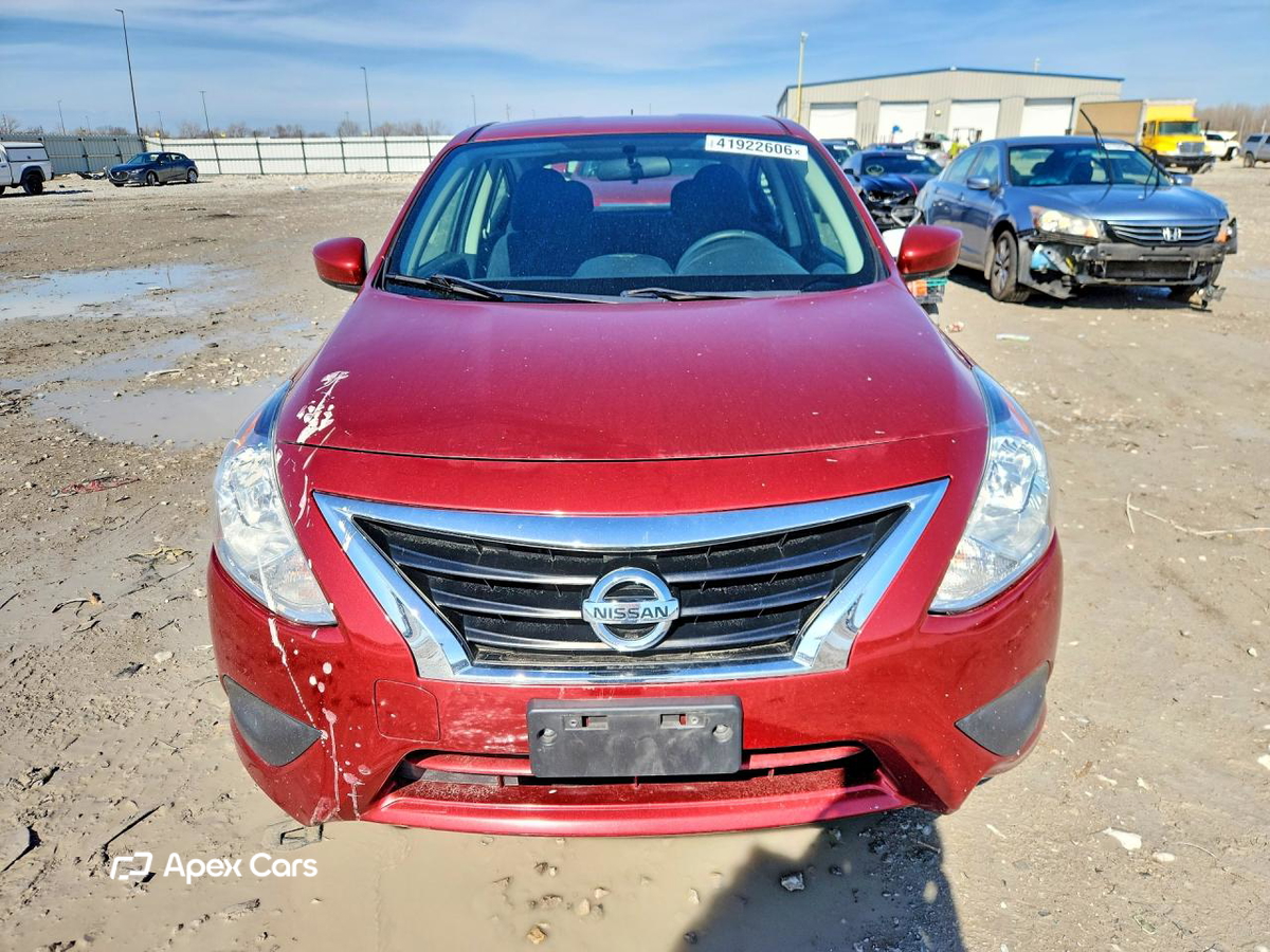 Nissan Versa 2019