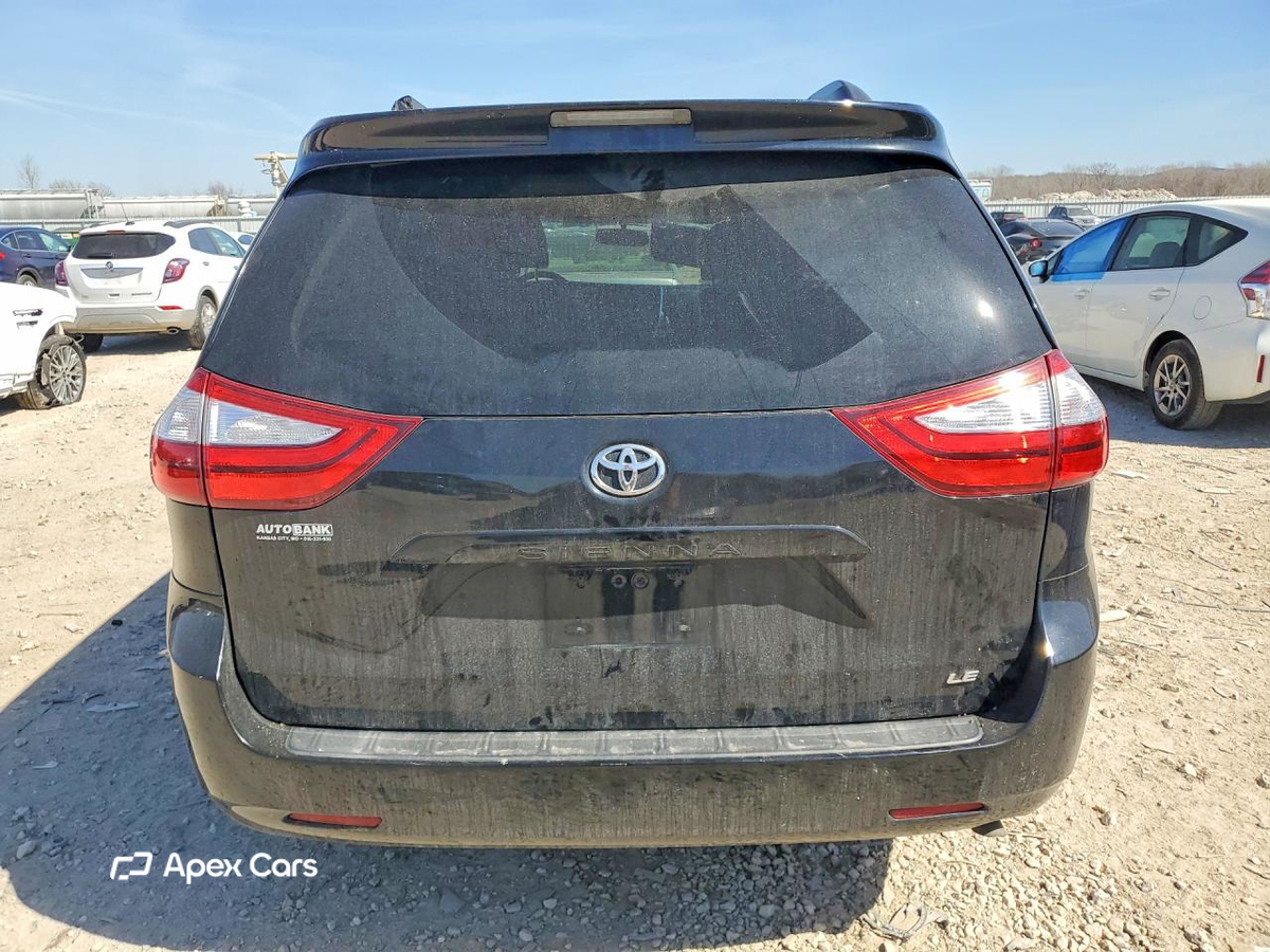 Toyota Sienna 2015