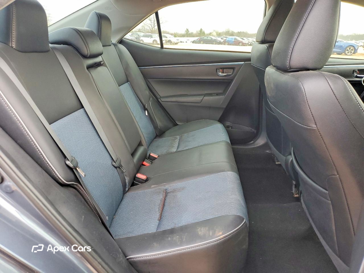 Toyota Corolla 2015