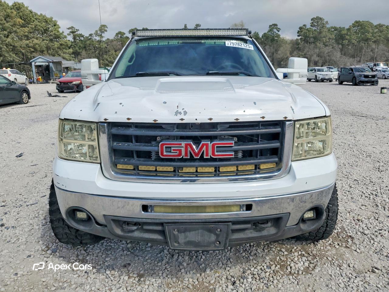 GMC Sierra 2010