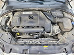 Volvo XC70 2011