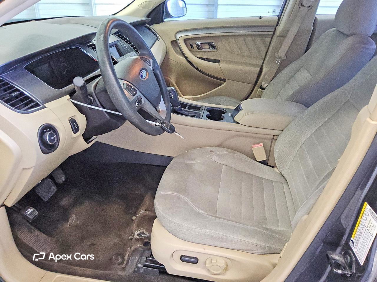 Ford Taurus 2015