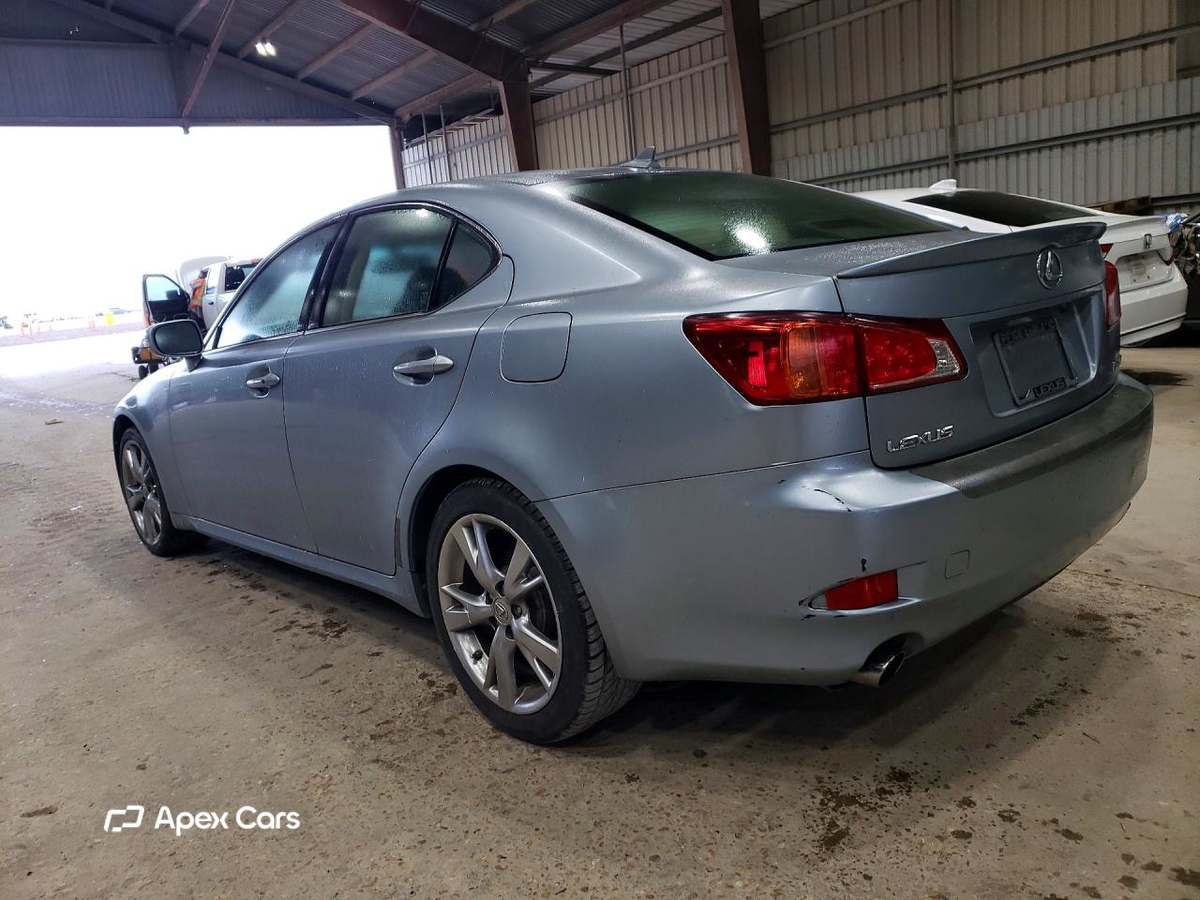 Lexus IS 2010
