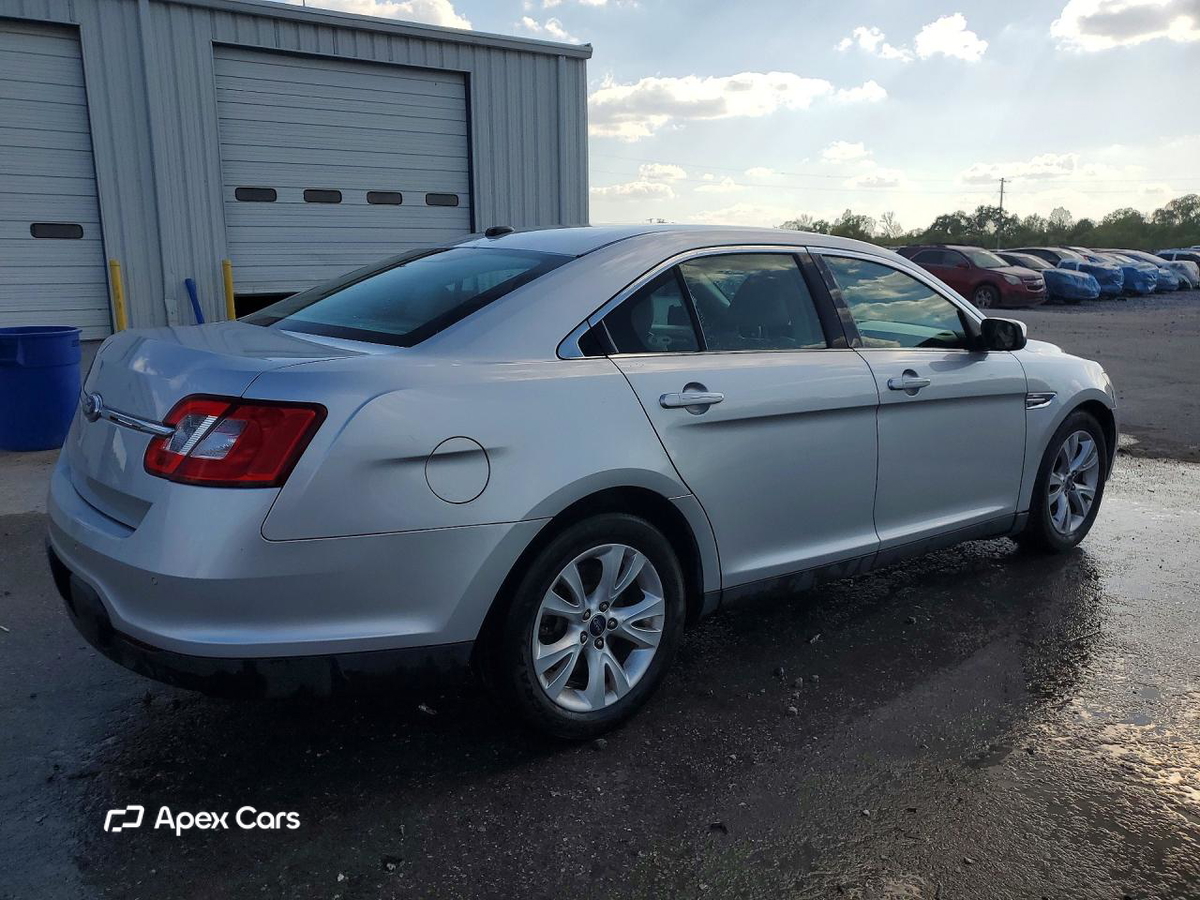 Ford Taurus 2012