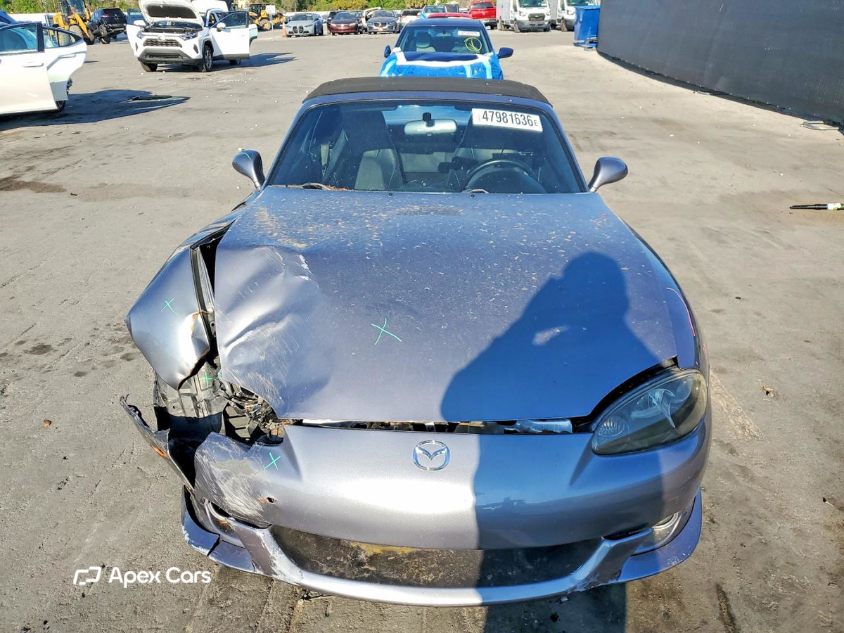 Mazda MX-5 2005