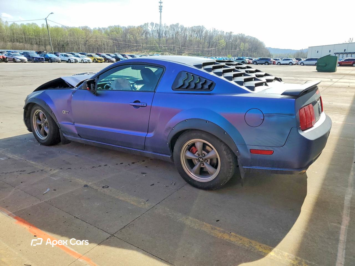 Ford Mustang 2005
