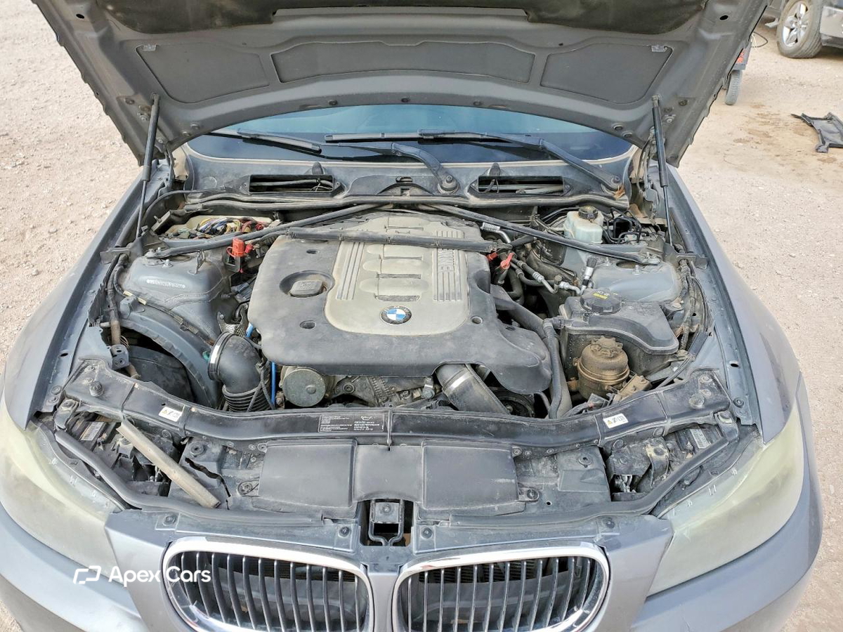 BMW Series 3 2011