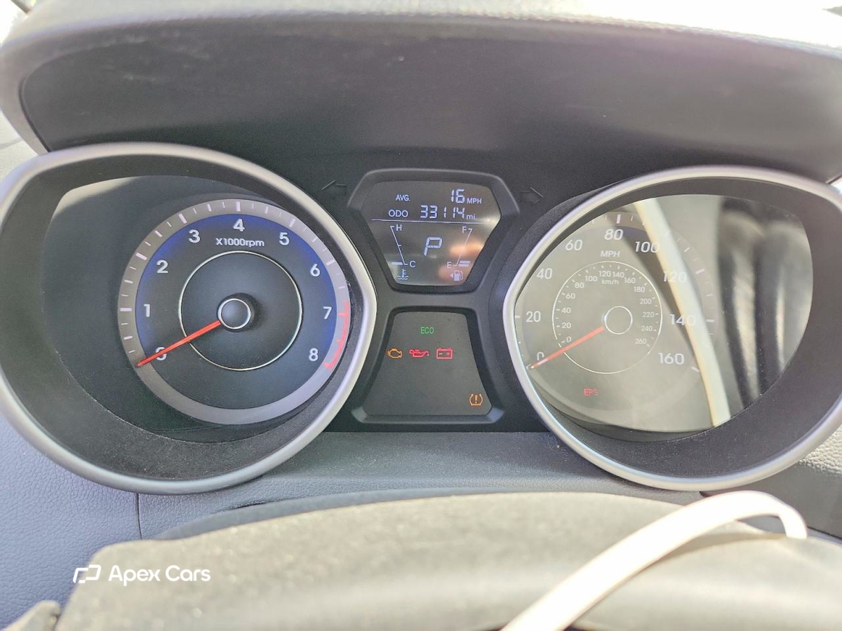 Hyundai Elantra 2012
