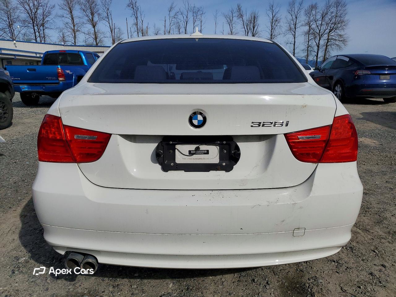 BMW Series 3 2011