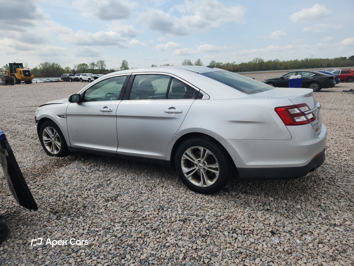 Ford Taurus 2015