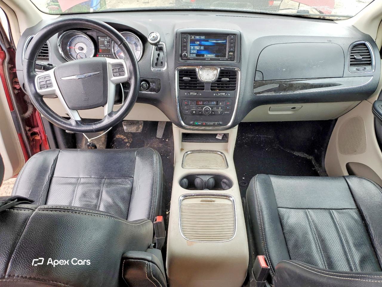 Chrysler Voyager 2015