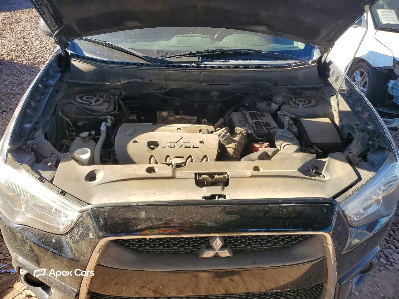 Mitsubishi Outlander 2011