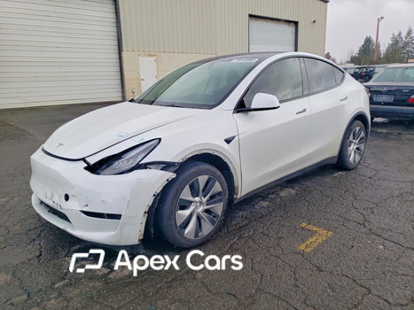 Tesla Model Y 2021 - Image 1 of 12