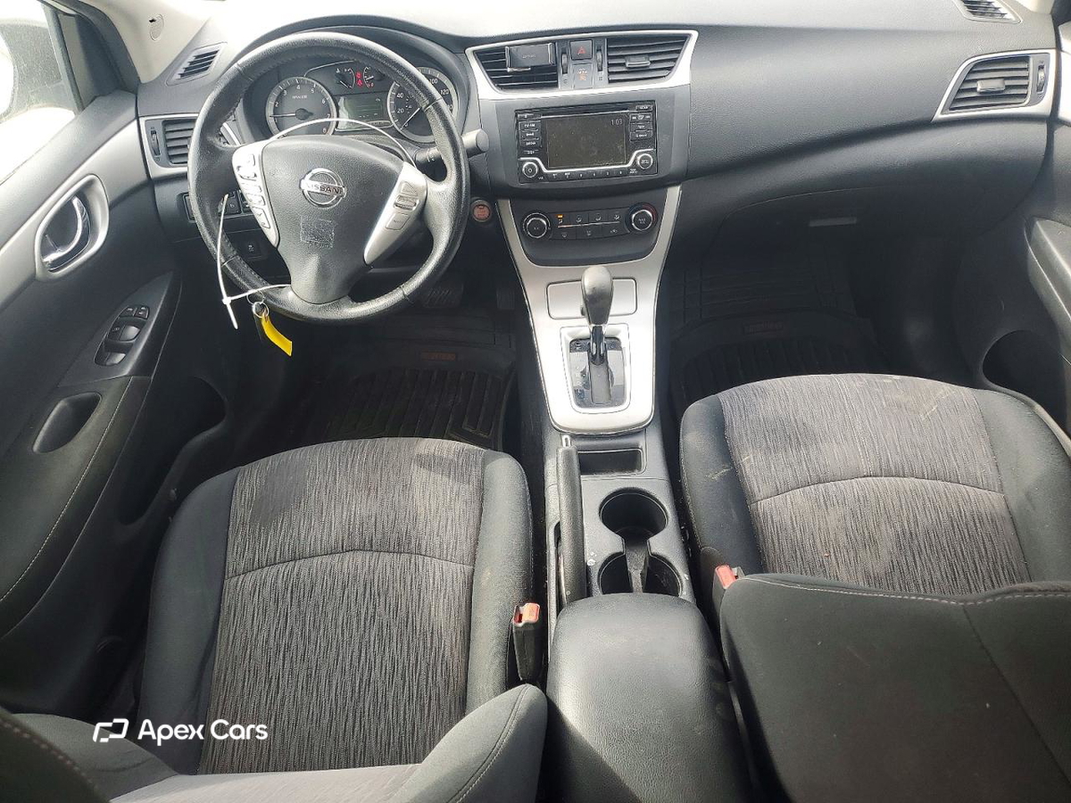 Nissan Sentra 2015