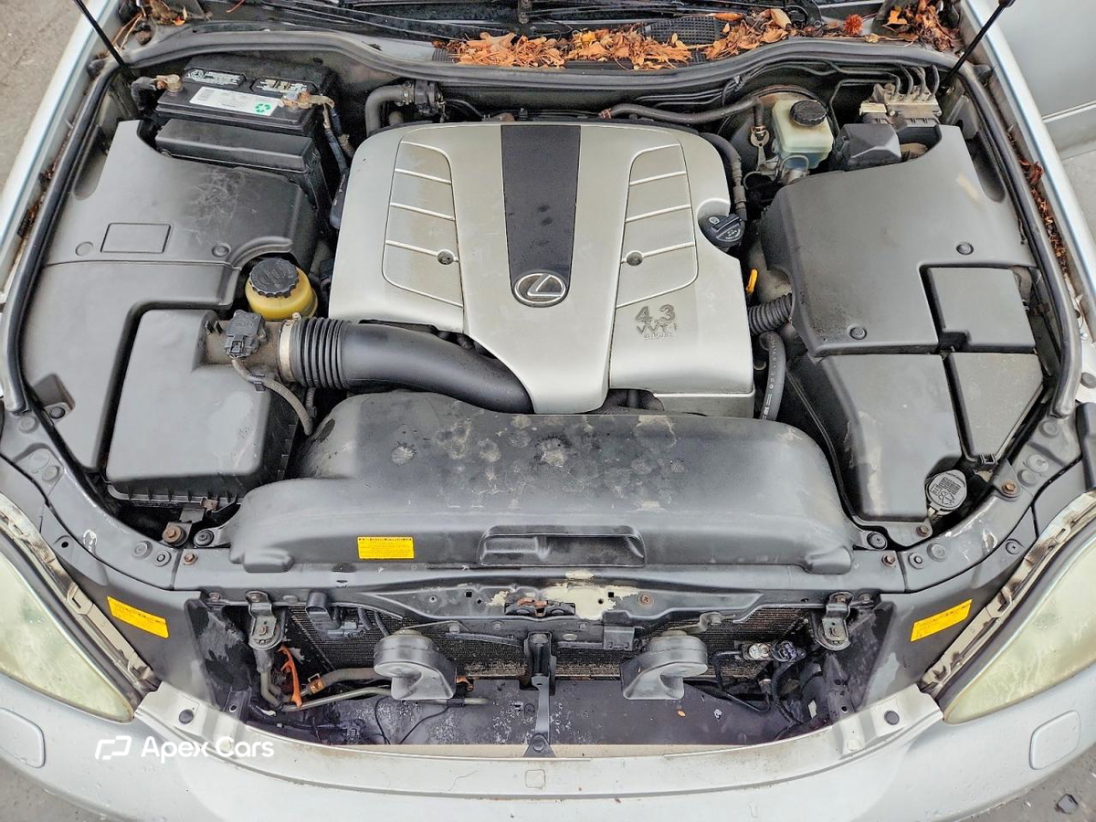 Lexus LS 2005
