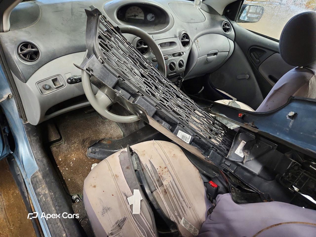 Toyota Echo 2000