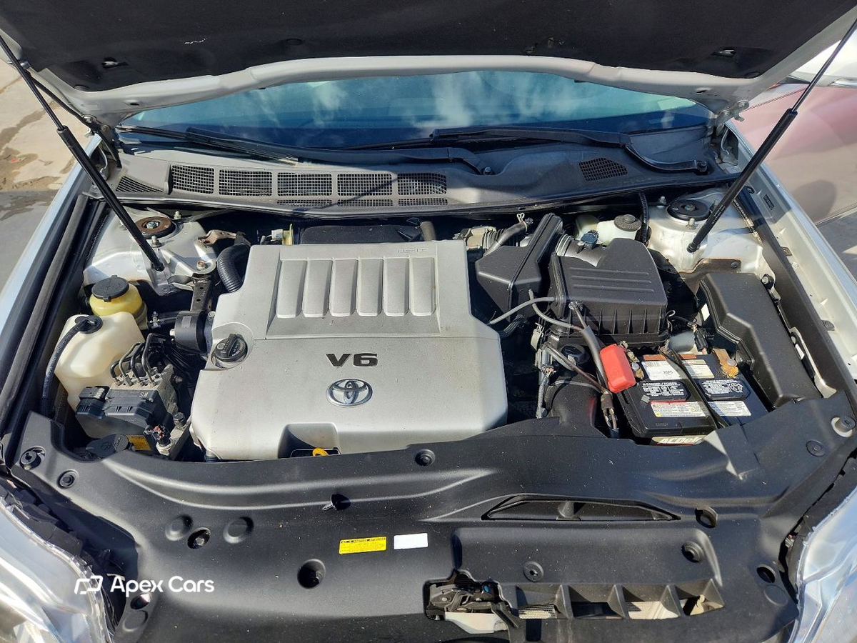Toyota Avalon 2011