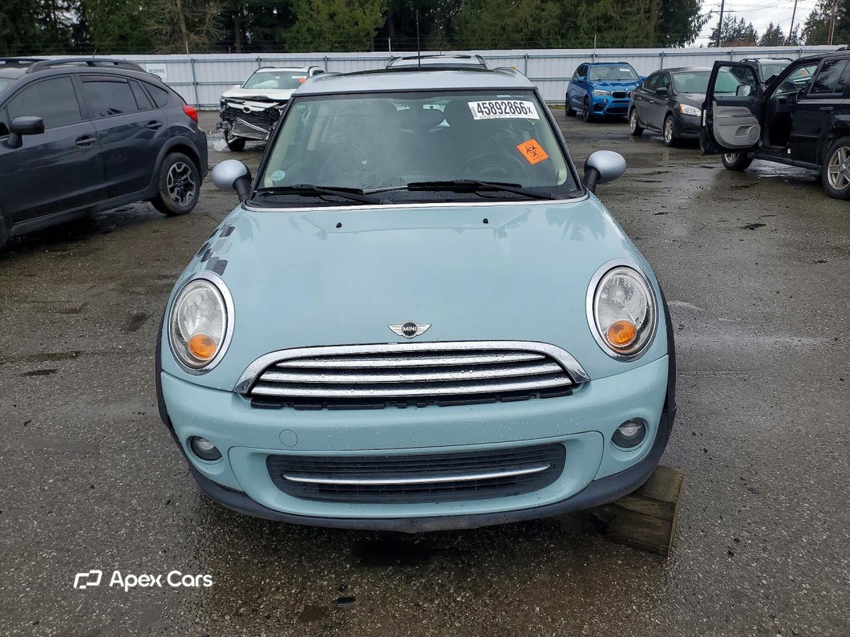 MINI Cooper 2012
