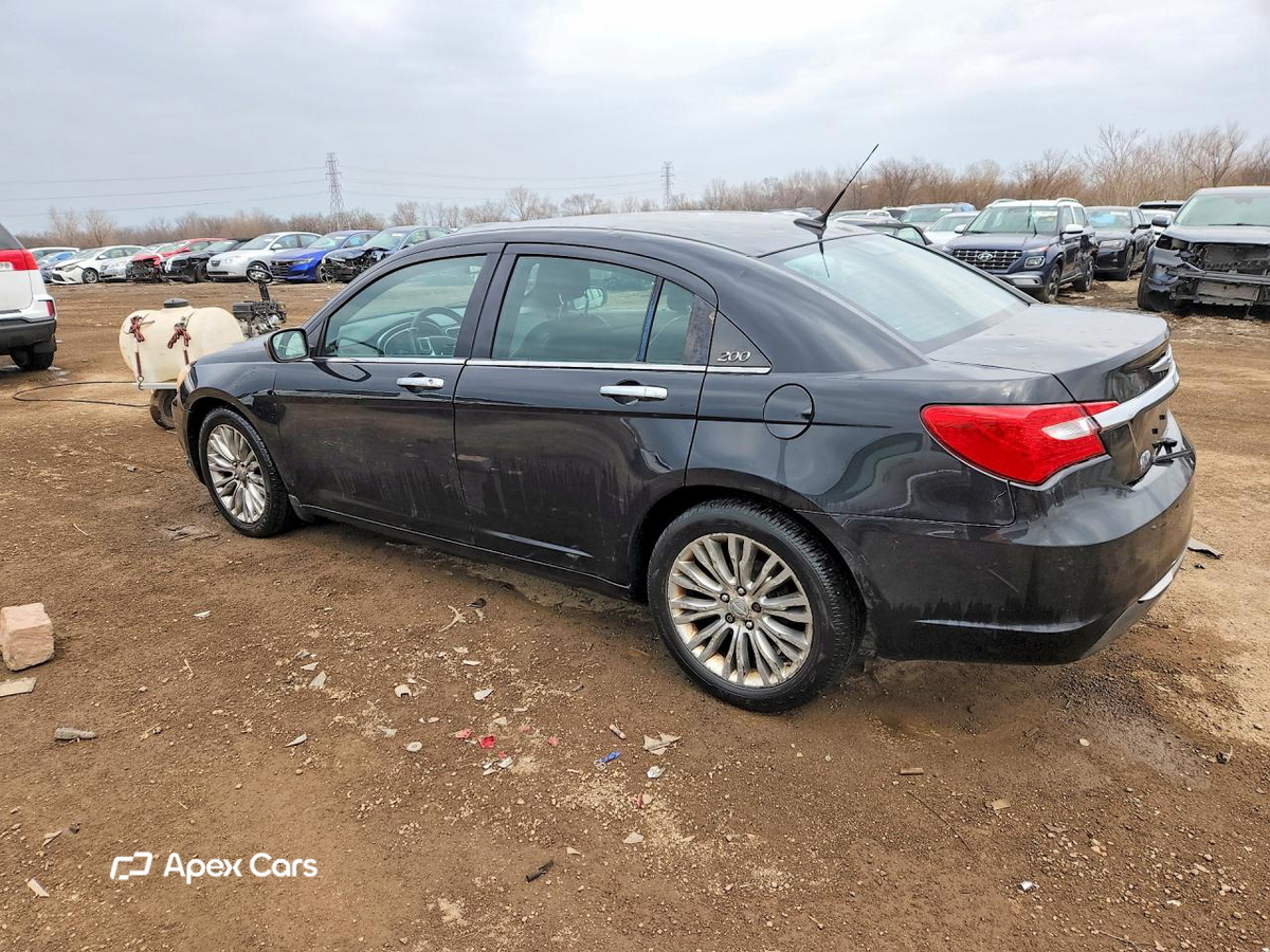 Chrysler 200 2011